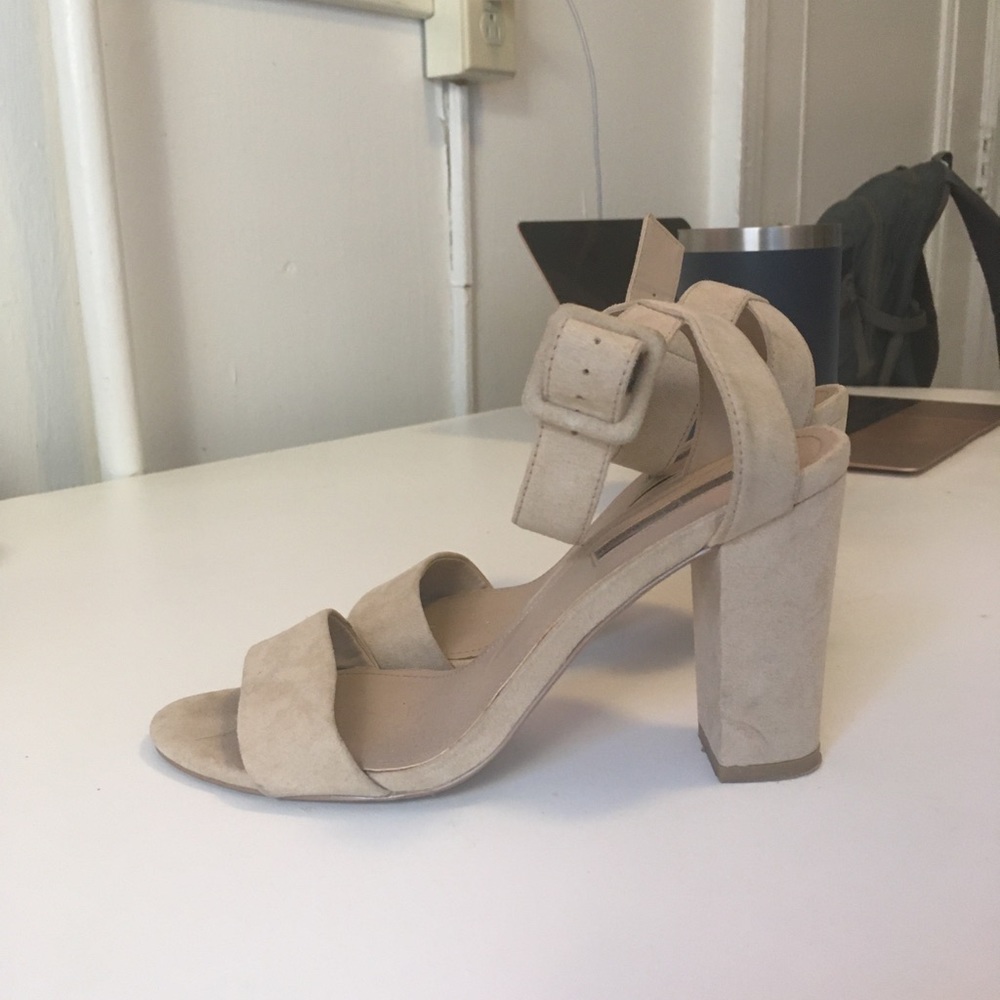 BCBG nude heels sandals open toe